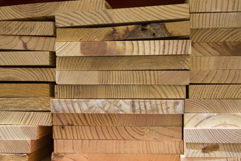 boucherie-CHATEAUVERT-min_wood_pile_texture_timber_wooden_stack_brown_lumber-704447